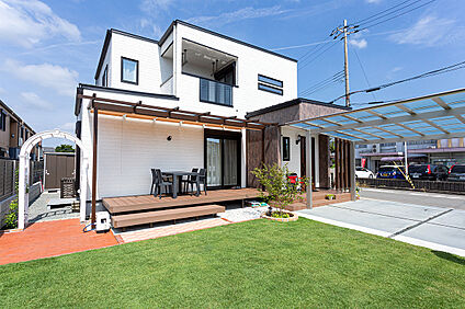 八幡コーポレーションの外観施工事例