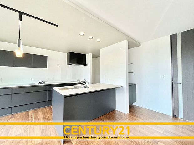 ◆現地写真◆
～他も気になる物件があれば合わせてご案内させていただきます～

