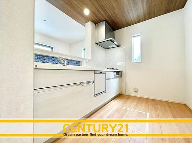 ◆同一建築会社の他現場写真◆
~現地&同一施工会社の完成物件もご案内可能です~