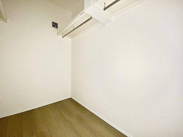 【~「これから見れますか」とお気軽にお問合せ下さい~】■ウォークインクローゼット■