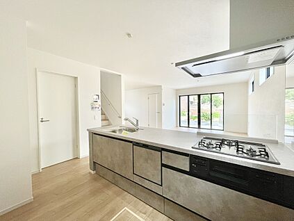 ～「これから見れますか」とお気軽にお問合せ下さい～