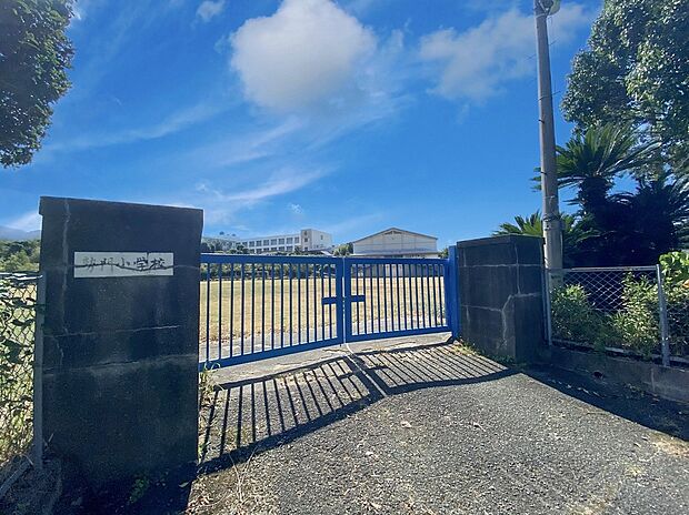 篠栗町立勢門小学校(約210m)