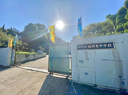 福津市立福間東中学校 1400m