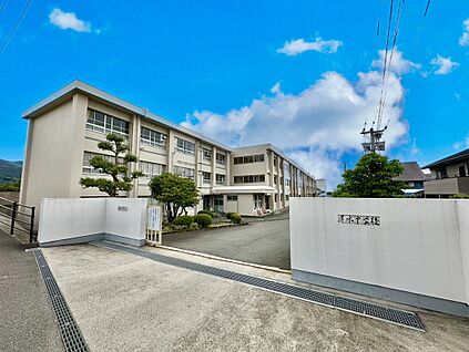 久留米市立屏水中学校 660m