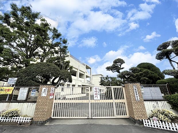 福岡市立西福岡中学校(約448m)