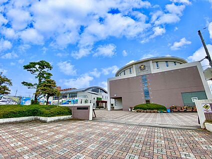 須恵町立須恵第三小学校 1100m