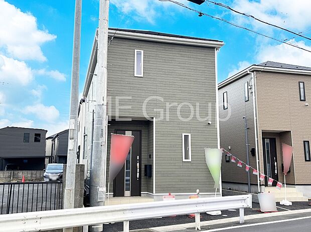 たっぷりの陽光と心地よい風が舞い込む住まい