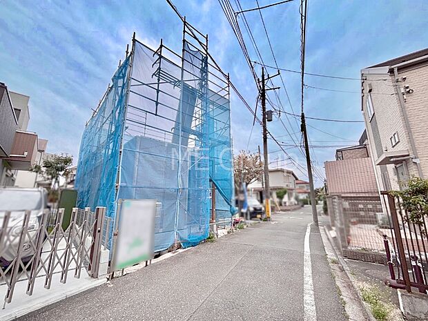 溢れる陽光でご家族の笑顔も輝く