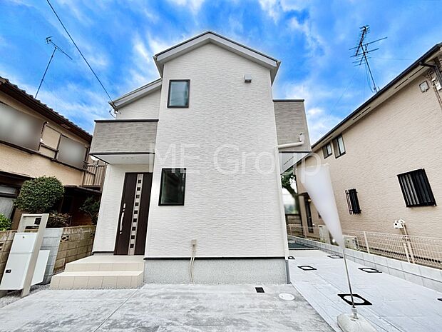 たっぷりの陽光と心地よい風が舞い込む住まい