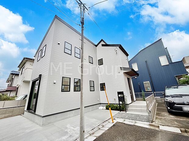 たっぷりの陽光と心地よい風が舞い込む住まい
