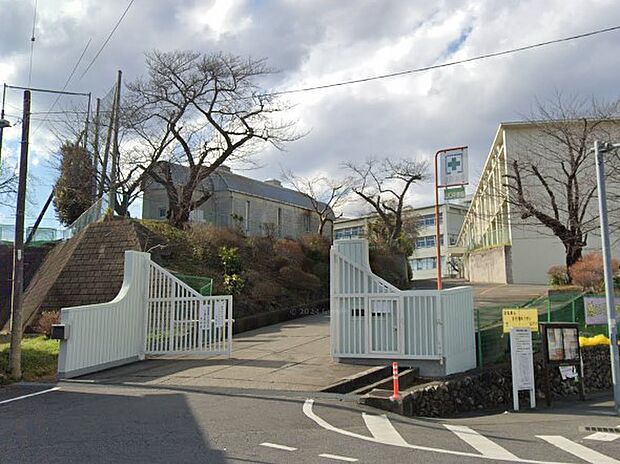 所沢市立山口中学校()