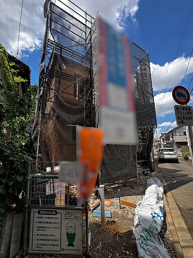 たっぷりの陽光と心地よい風が舞い込む住まい