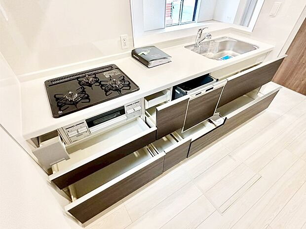 【スライド収納】使いやすさを優先したスライド式収納タイプ!