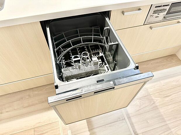 【食洗機】面倒なお片づけは食洗機にお任せ！家事の負担が減って、時間にも気持ちにもゆとりができます。