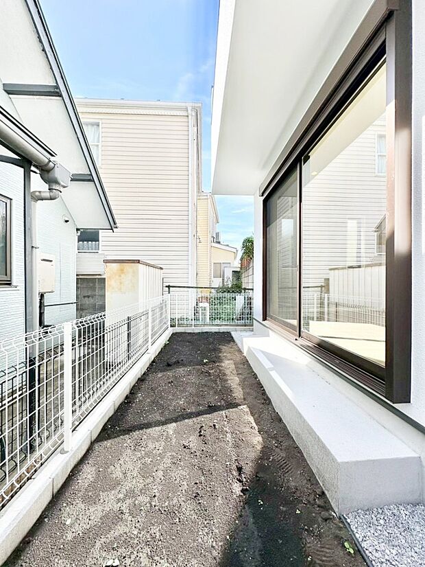 【庭】明るさたっぷりのお庭