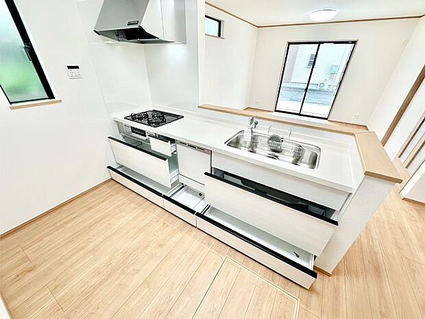 【その他設備(スライド収納)】使いやすさを優先したスライド式収納タイプ!