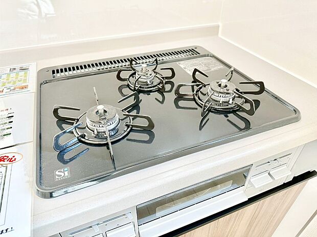 【その他設備(浴室換気乾燥機リモコン)】浴室涼風暖房換気乾燥機付きなので、お天気が悪い日のお洗濯も安心!