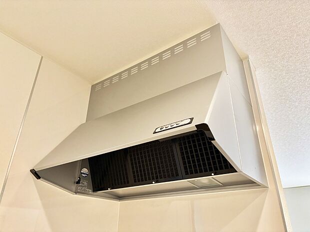 【その他設備(レンジフード)】基本的なお手入れはフィルターのみ！お手入れのしやすさも魅力です。