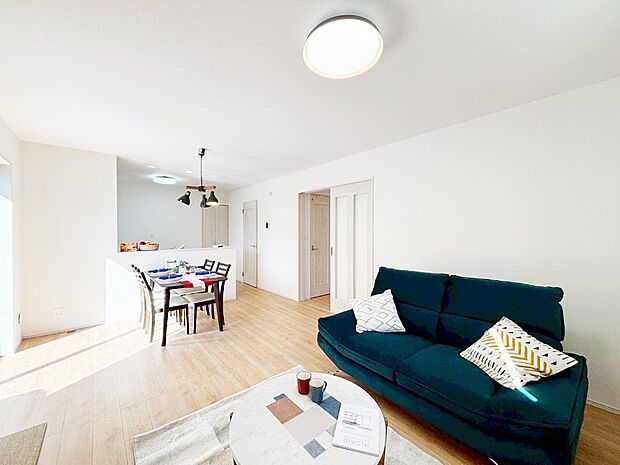 【ダイニング】家族が自然と集まる憩いのスペースになりそう