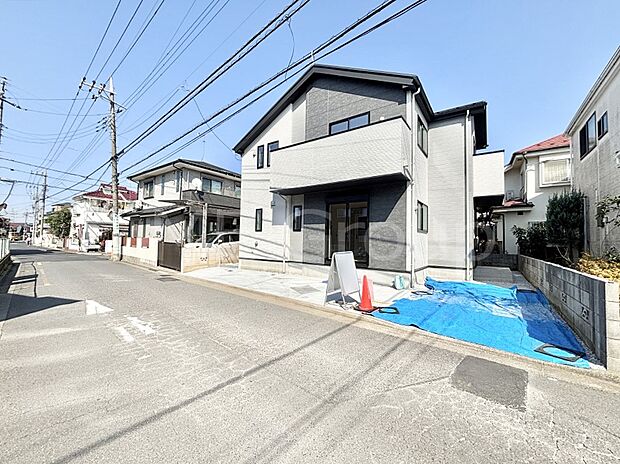 【前面道路含む現地写真】堂々完成！！ ここから始まる新生活を応援いたします！ 