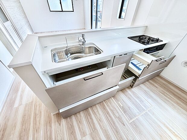 【その他設備(スライド収納)】使いやすさを優先したスライド式収納タイプ！