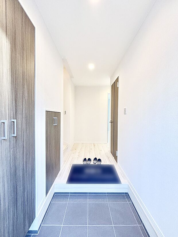 【玄関】家族の帰宅やお客様をあたたかく迎える玄関