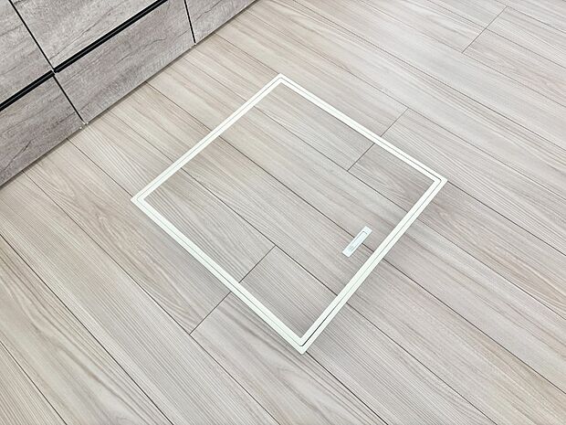 【その他設備(床下収納)】床下収納付き！日用品・非常用品の収納にも大活躍。