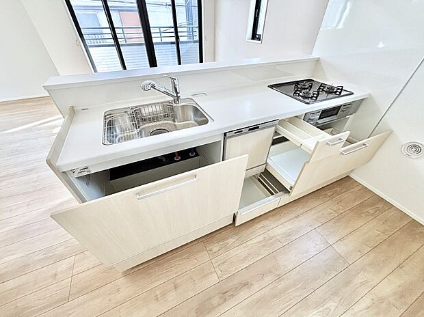 【その他設備(スライド収納)】使いやすさを優先したスライド式収納タイプ！