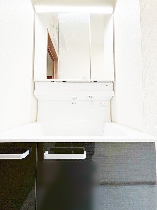 【洗面台・洗面所】収納力と機能性に優れた洗面化粧台