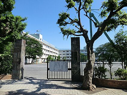 三鷹市立第二小学校 1600m
