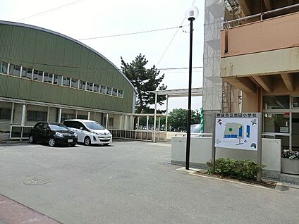 新座市立池田小学校 350m