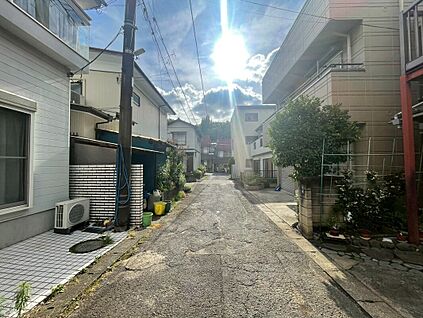 現地前面道路