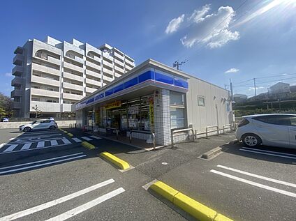 ローソン東福間駅前店 約950ｍ(徒歩12分)
