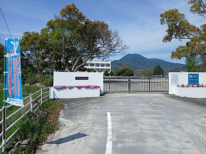筑紫野市立阿志岐小学校 約2000m(徒歩25分)