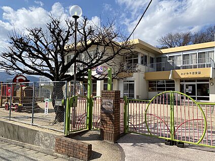 わかひさ保育園 557m (徒歩7分)