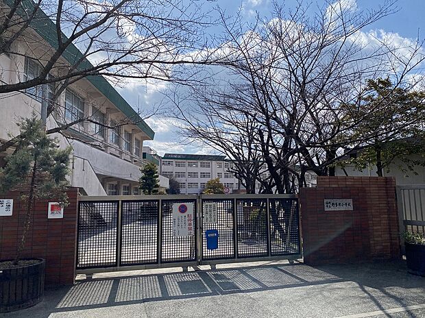 福岡市立野多目小学校(約1,306m)