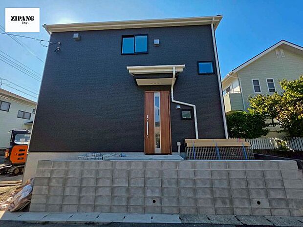 【即日見学可能】現地完成済みですので即日見学可能です♪周辺物件とともにご紹介させていただきますのでお気軽にお問い合わせください♪(2025年10月撮影)