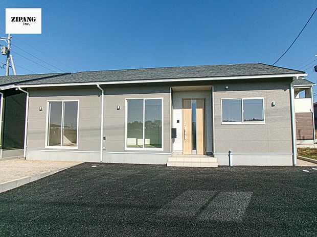 【現地外観写真】現地完成済みですので即日見学可能です♪周辺物件とともにご紹介させていただきますのでお気軽にお問い合わせください!