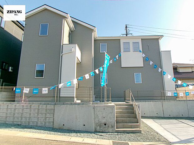 【現地外観写真】現地完成済みですので即日見学可能です♪周辺物件とともにご紹介させていただきますのでお気軽にお問い合わせください!