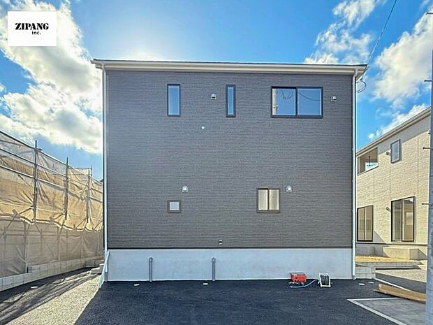 【現地外観写真】現地完成済みですので即日見学可能です♪周辺物件とともにご紹介させていただきますのでお気軽にお問い合わせください!