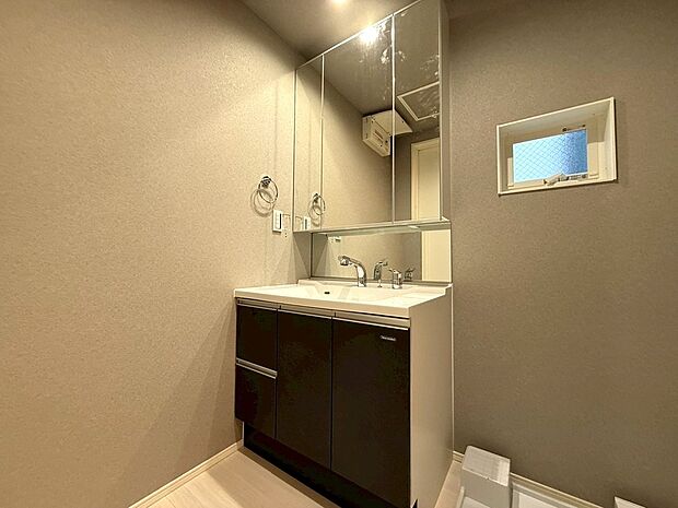 【◆洗面化粧台】同仕様写真になります。完成前になりますのでショールームにて実際の品質をご覧いただきながら詳細にプレゼンテーションさせていただきます。より具体的なイメージを掴んでいただけると思います。