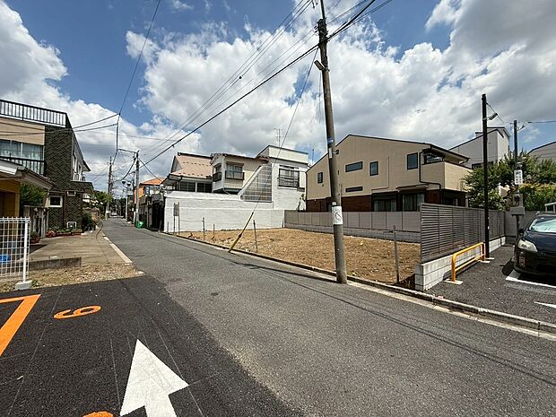 【◆前面道路】前面道路は車通りも少なく、お子さまが通学される際も安心することができます。