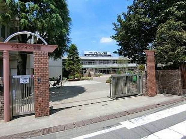 玉成幼稚園