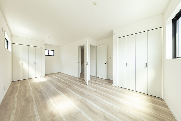 【モデルハウス】2階北側10.4帖の洋室!3LDK仕様ですがリフォームで壁を作ることで4LDKにも変更可能です!