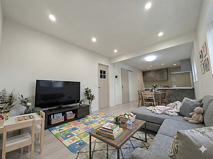 区画8-4リビングダイニングキッチン