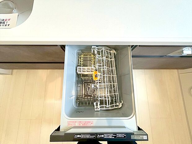 【【食洗機】】手洗いよりも経済的で家計に優しい「ビルトイン食洗機」が標準装備なのはママの強い味方ですね。