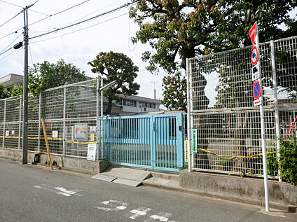 富士見保育園 240ｍ