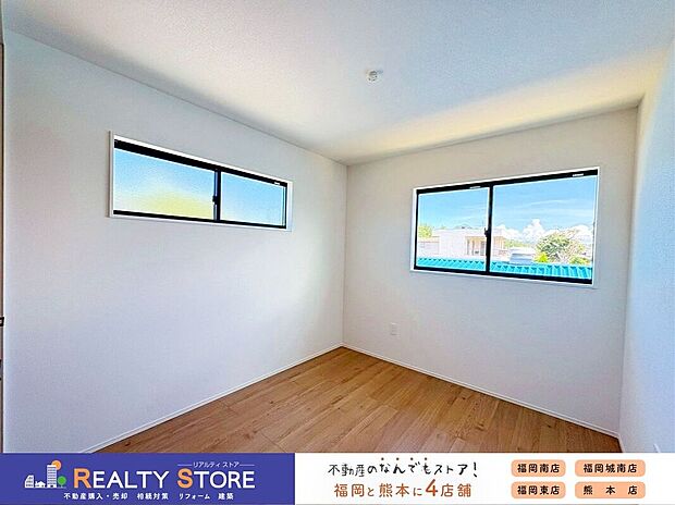 【室内】〈2号棟〉☆洋室☆全居室に収納を完備♪居室の空間を有効活用できます♪