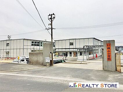 唐津市立鏡山小学校 1500m