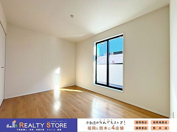 【室内】〈2号棟〉オールフローリングの室内はお掃除がしやすいですね♪